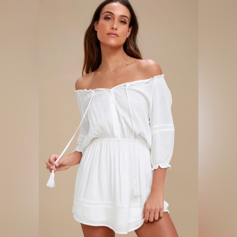 Lulu’s Zappa off the shoulder white long sleeve dress